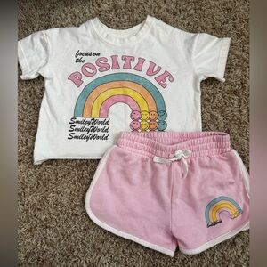 Smiley World toddler girl set.